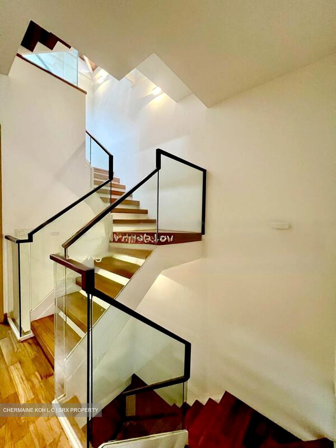 Jalan Lim Tai See (D10), Terrace #458642271